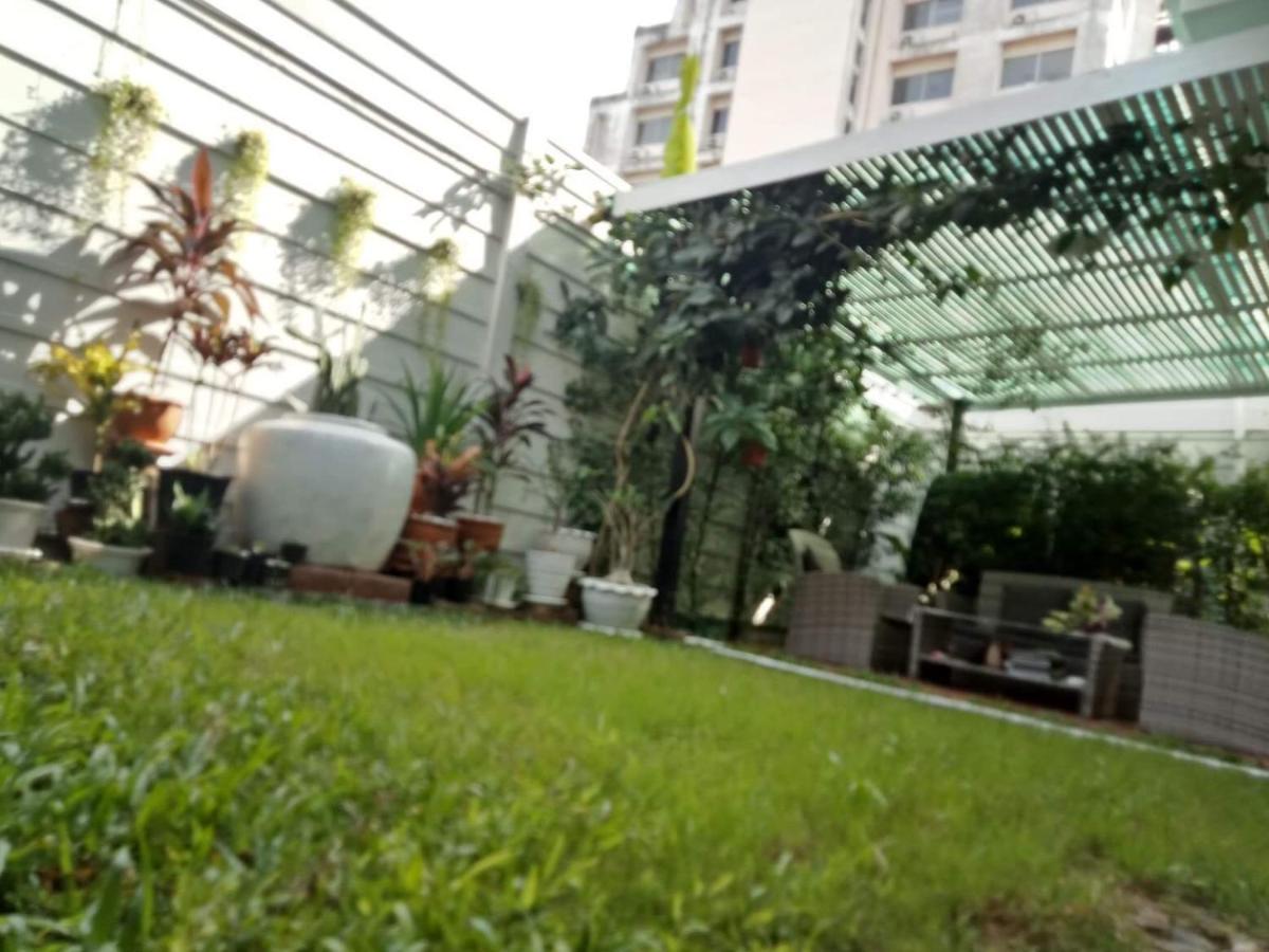 Teak Villa Bangkok Kültér fotó